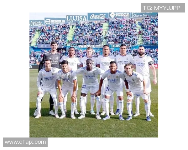 九月份生日的足球球星们：从传奇到新星的生日庆典与成就回顾